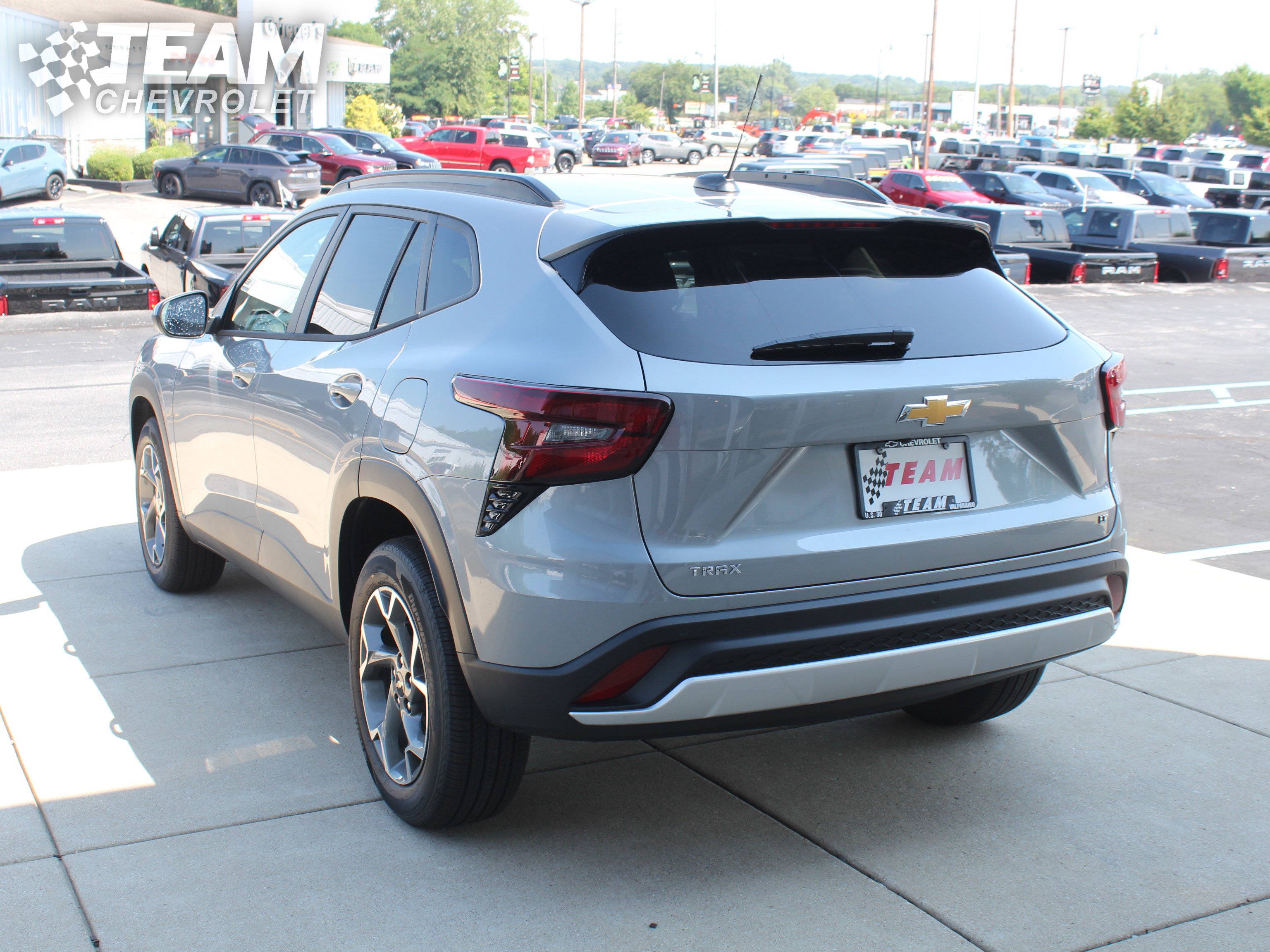 2025 Chevrolet Trax LT photo 5
