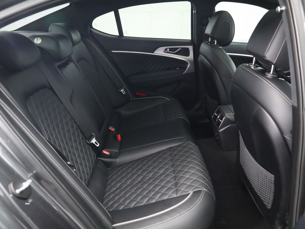 2021 Genesis G70 2.0T Elite Prestige 3.3T Sport photo 22