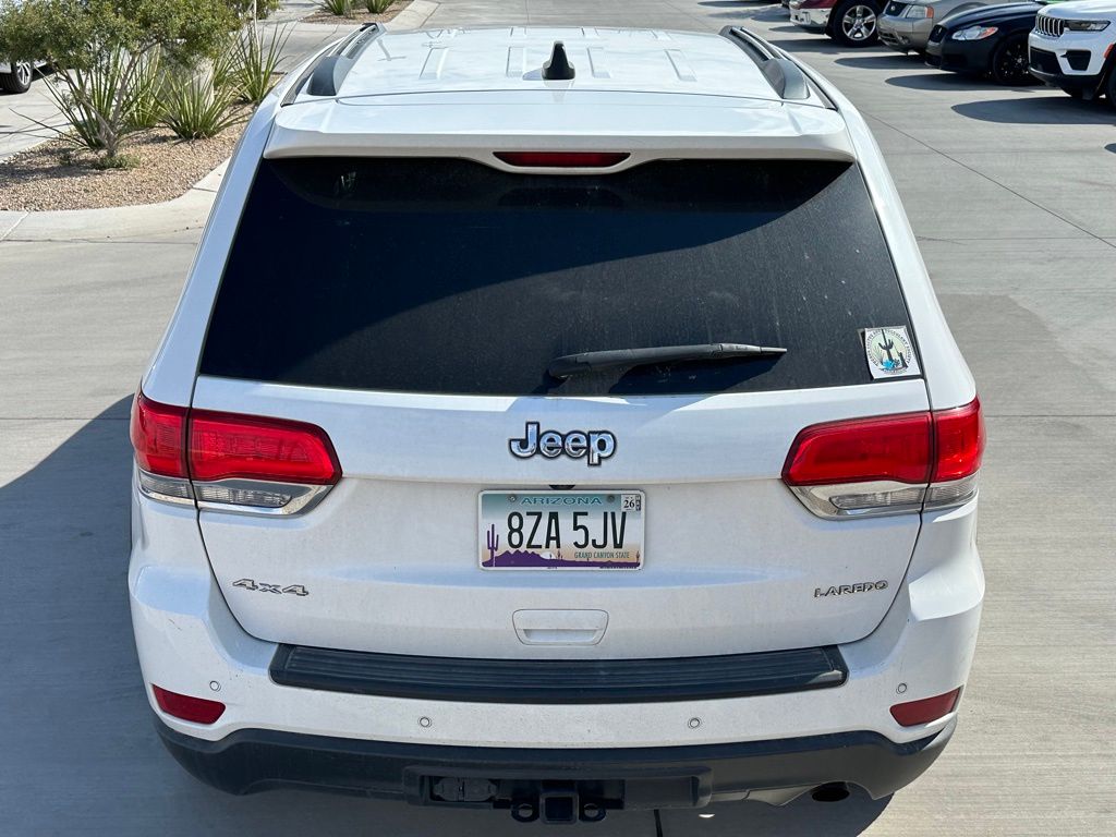 2019 Jeep Grand Cherokee Laredo E photo 4