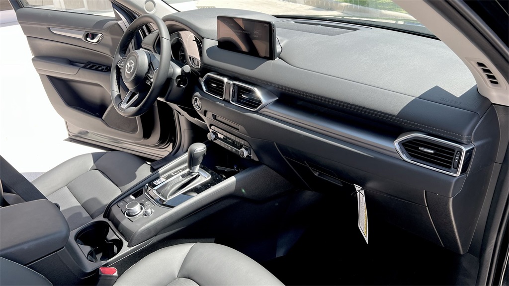 2025 Mazda CX-5 2.5 Select photo 39