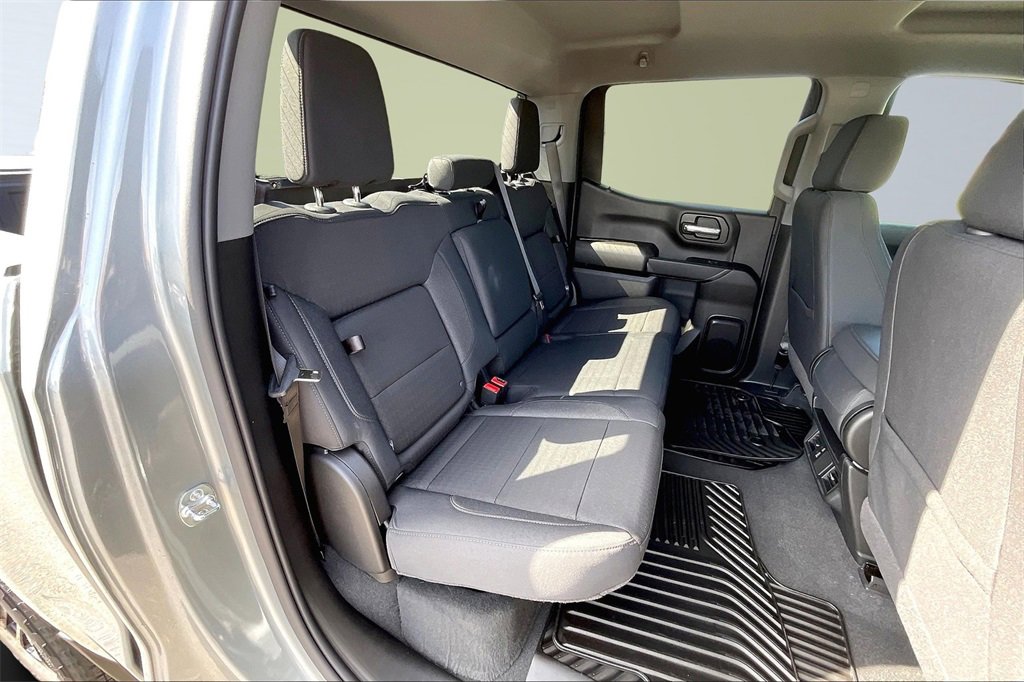 2026 Chevrolet Silverado 1500 Custom photo 8
