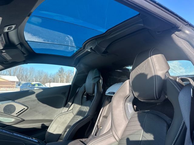 2025 Chevrolet Corvette Stingray 2LT photo 16