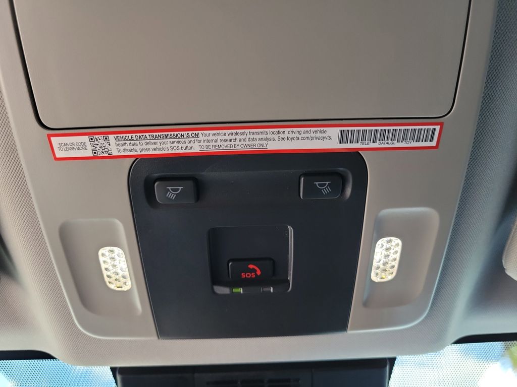 2025 Toyota Camry LE photo 29