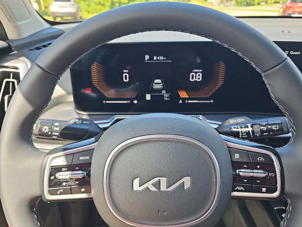 2025 Kia Sorento S photo 11