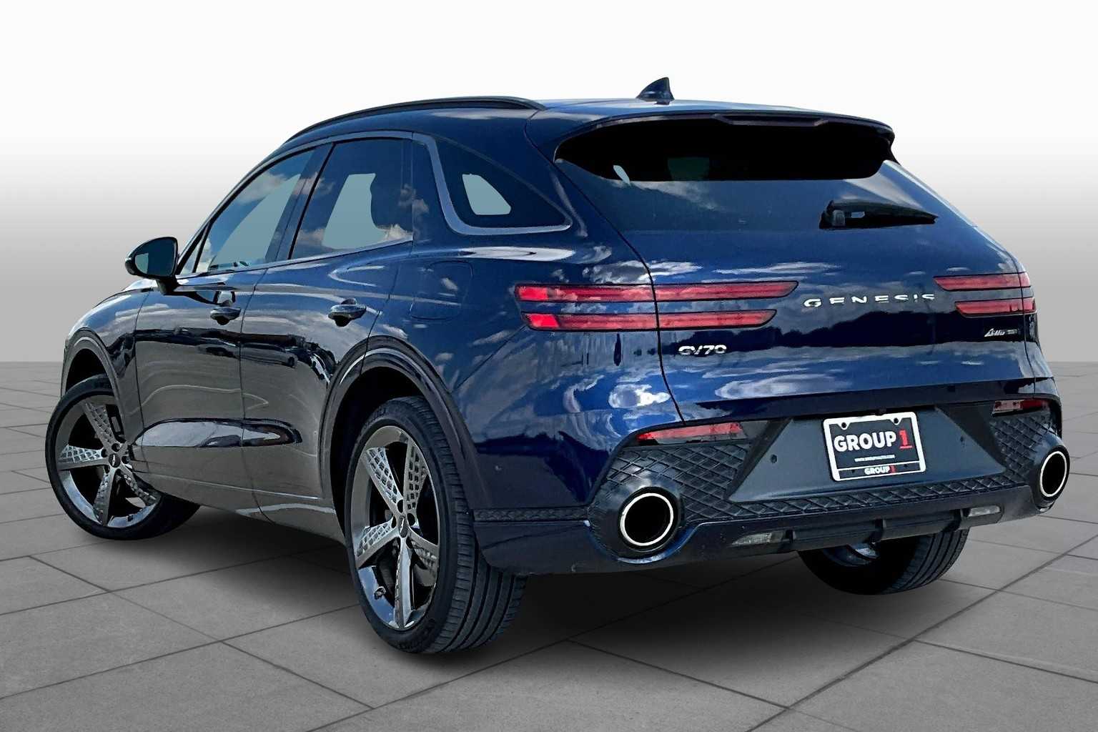 2022 Genesis GV70 3.5T Sport photo 11
