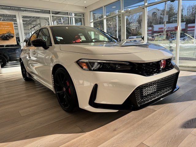 2025 Honda Civic Hatchback Type-R's photo