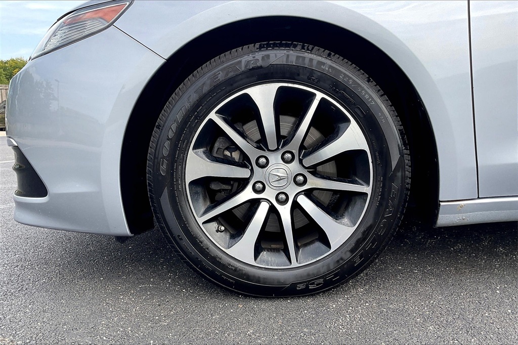 2015 Acura TLX Base photo 7