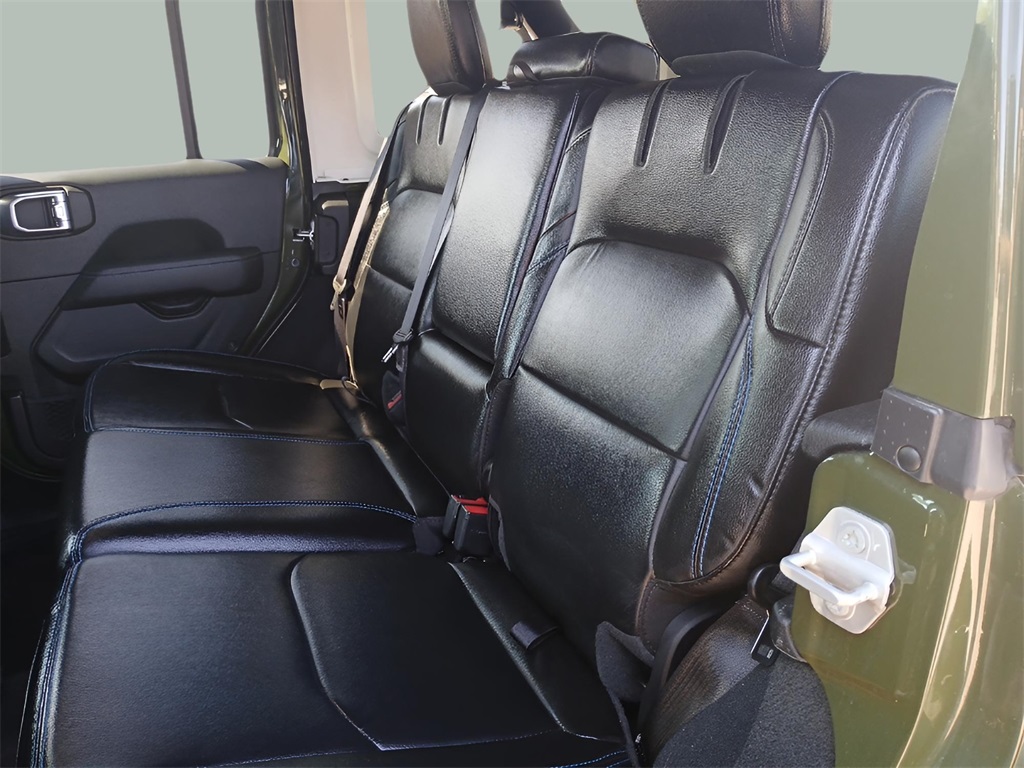 2022 Jeep Wrangler Unlimited Rubicon 4xe photo 13