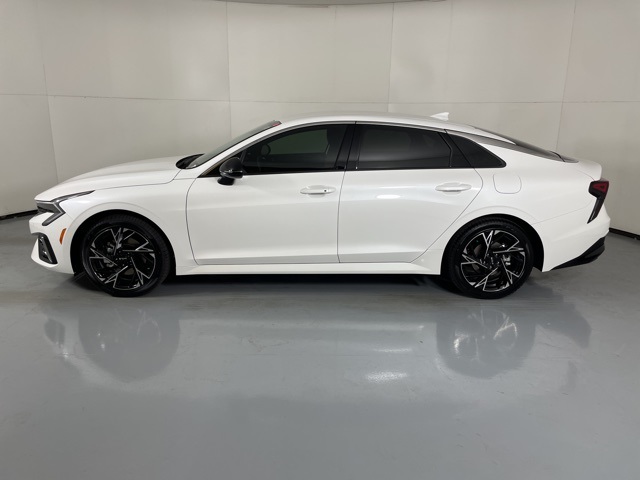 2026 Kia K5 GT-Line photo 5