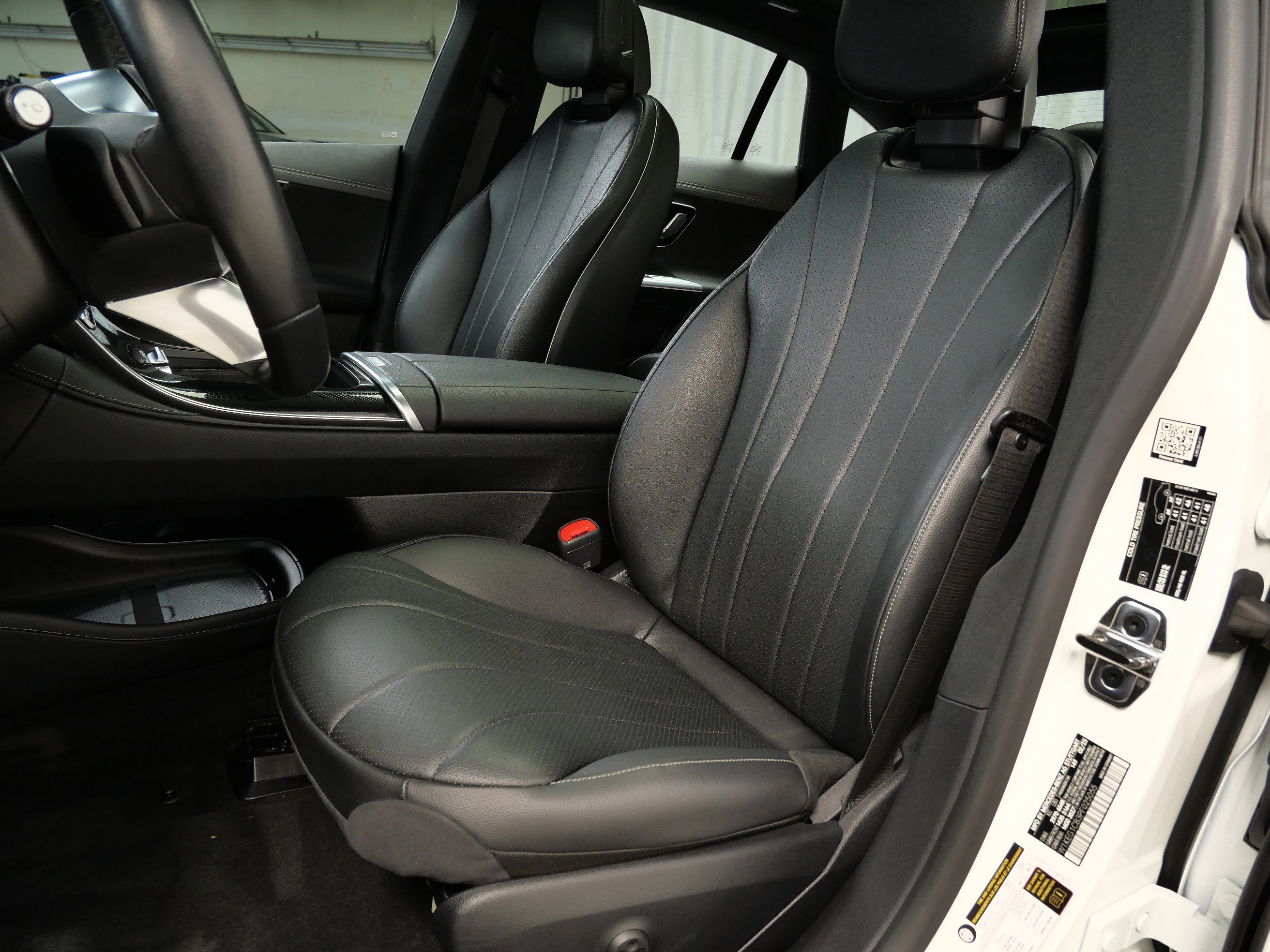 2023 Mercedes Benz EQE Sedan 350 4MATIC photo 2