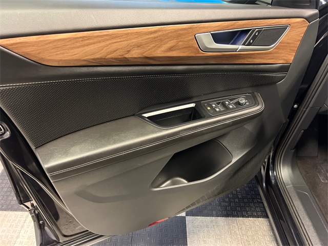 2024 Volkswagen Atlas SE photo 4