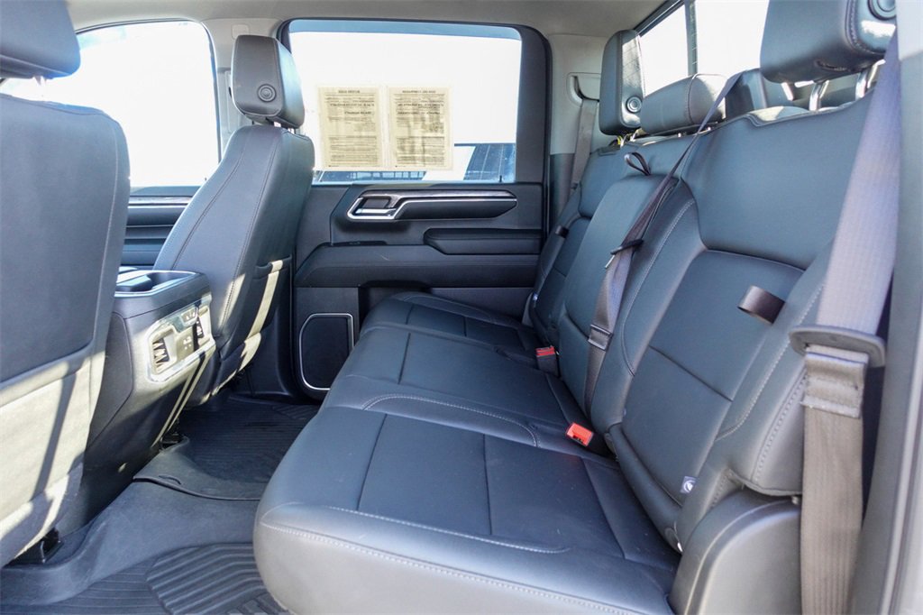 2024 Chevrolet Silverado 3500HD LTZ photo 22