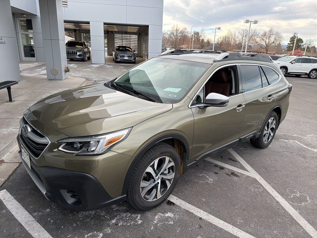 2021 Subaru Outback Touring's photo