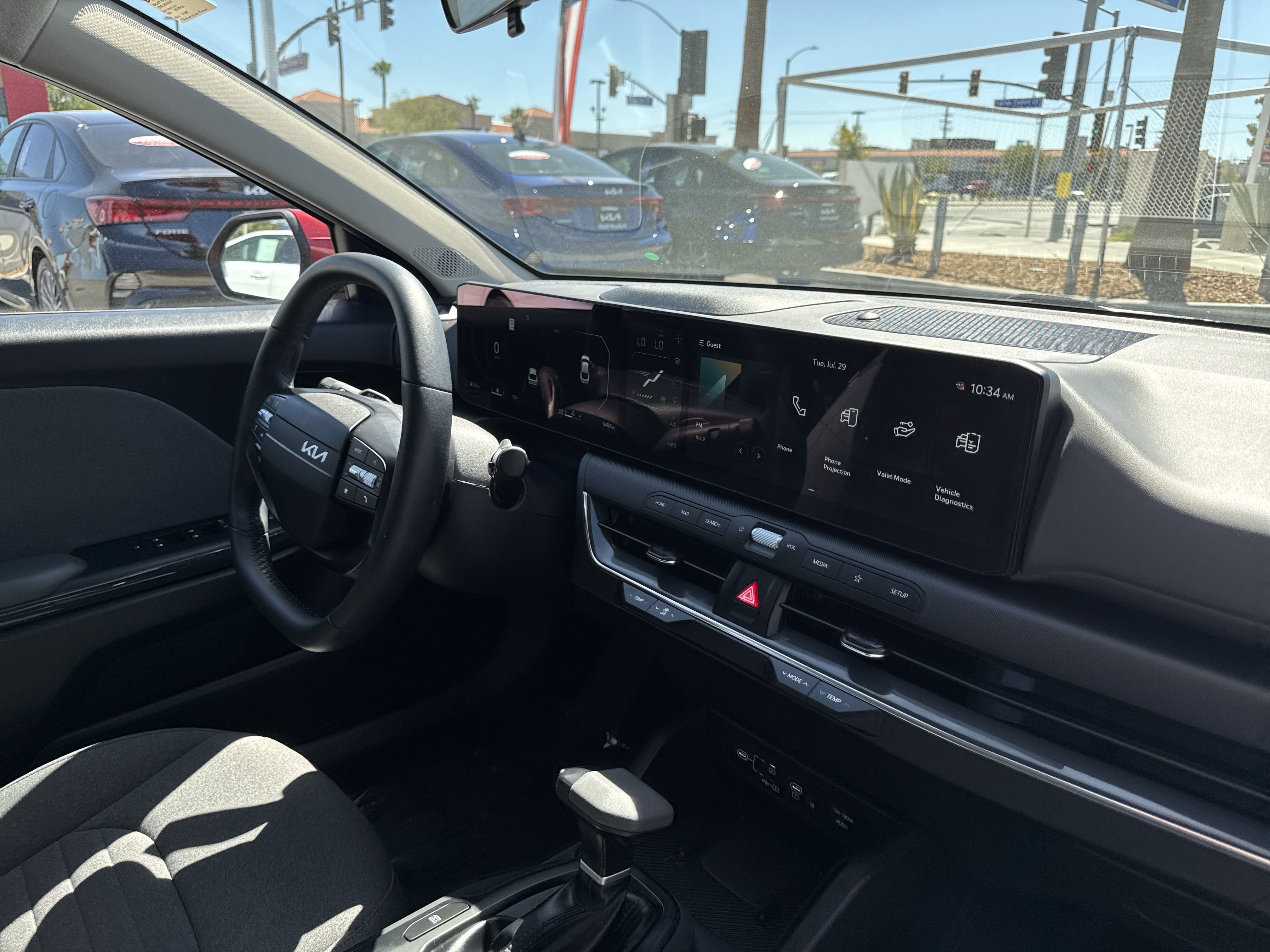 2025 Kia K4 EX photo 10