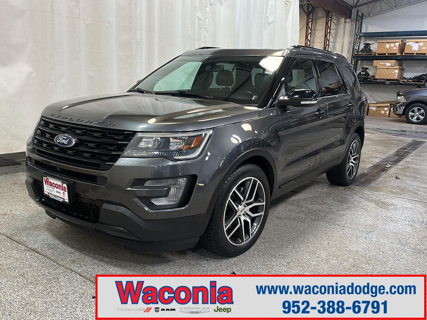 2017 Ford Explorer Sport's photo