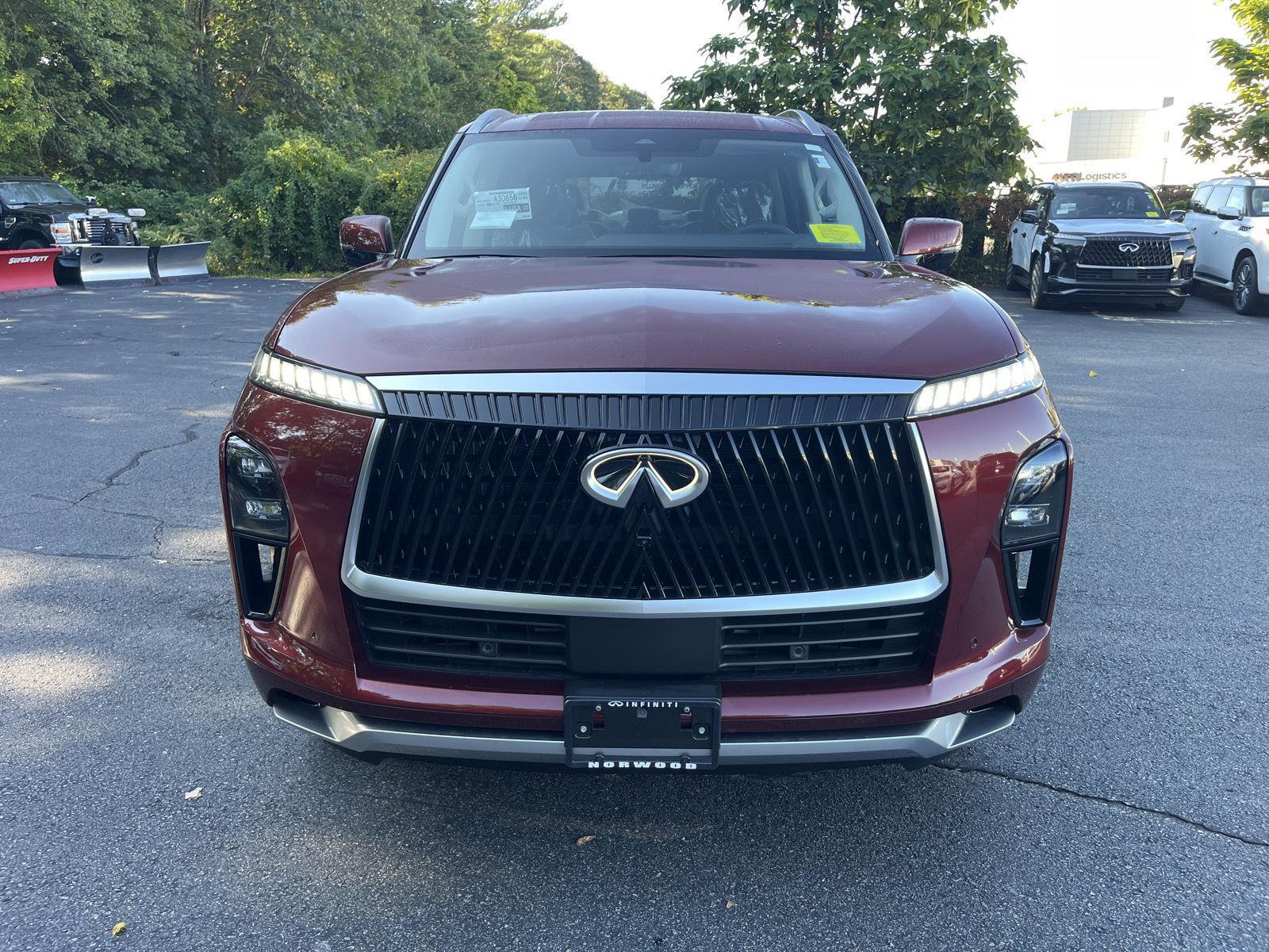 2026 Infiniti QX80 Luxe photo 7