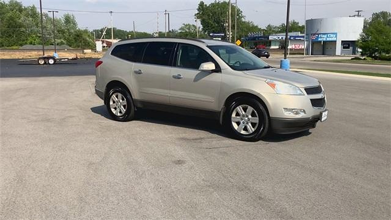 Used 2011 Chevrolet Traverse 1LT with VIN 1GNKRGED3BJ187399 for sale in Findlay, OH