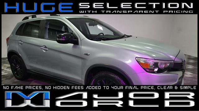 2017 Mitsubishi Outlander Sport LE's photo