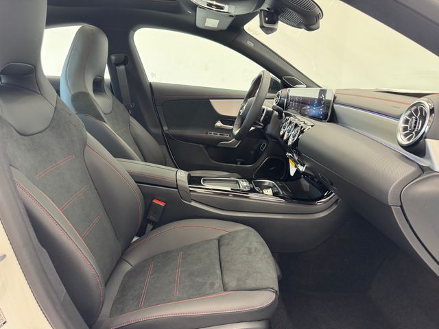 2025 Mercedes Benz CLA 250 photo 15