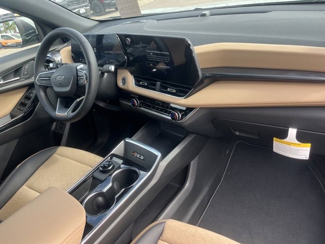 2026 Chevrolet Equinox ACTIV photo 14