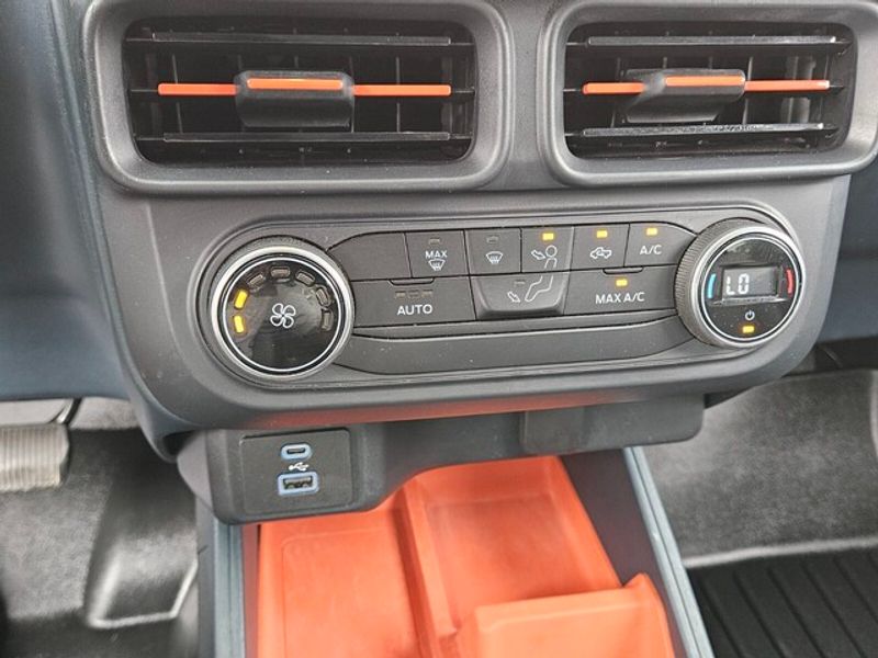 2022 Ford Maverick XLT photo 21