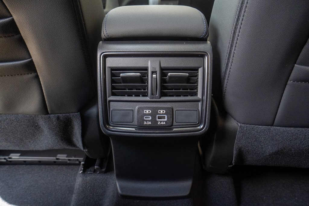 2025 Subaru Forester Limited photo 18
