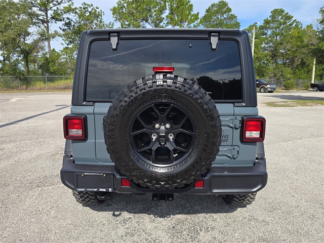 2025 Jeep Wrangler Willys photo 4