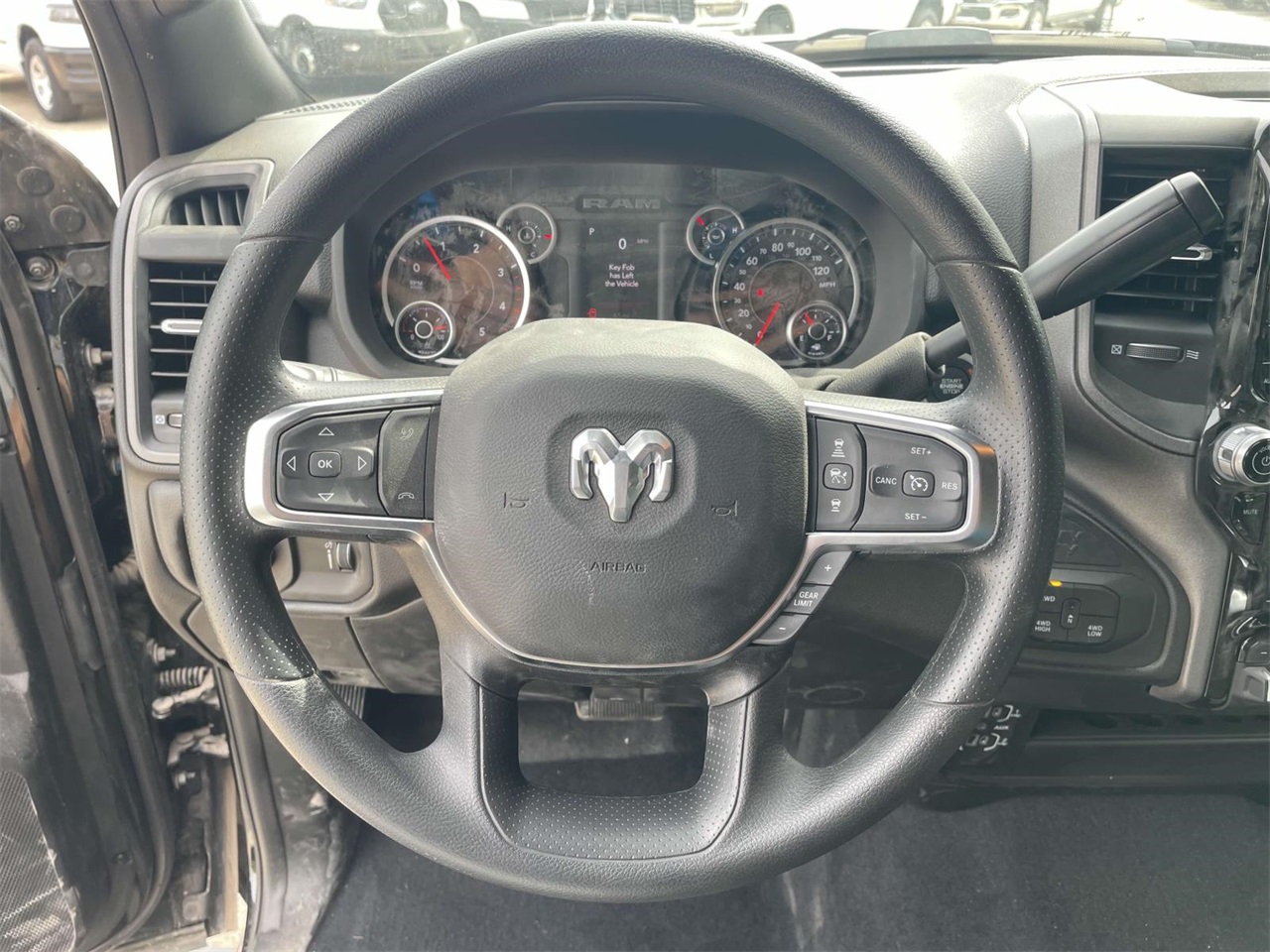 2025 Ram 2500 Tradesman photo 27