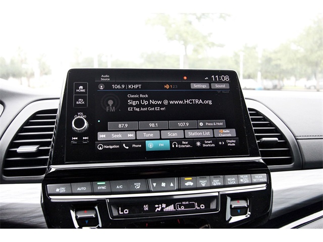 2025 Honda Odyssey Elite photo 19