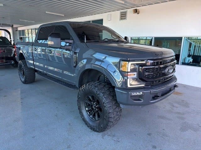 2021 Ford F-250 Super Duty Lariat's photo
