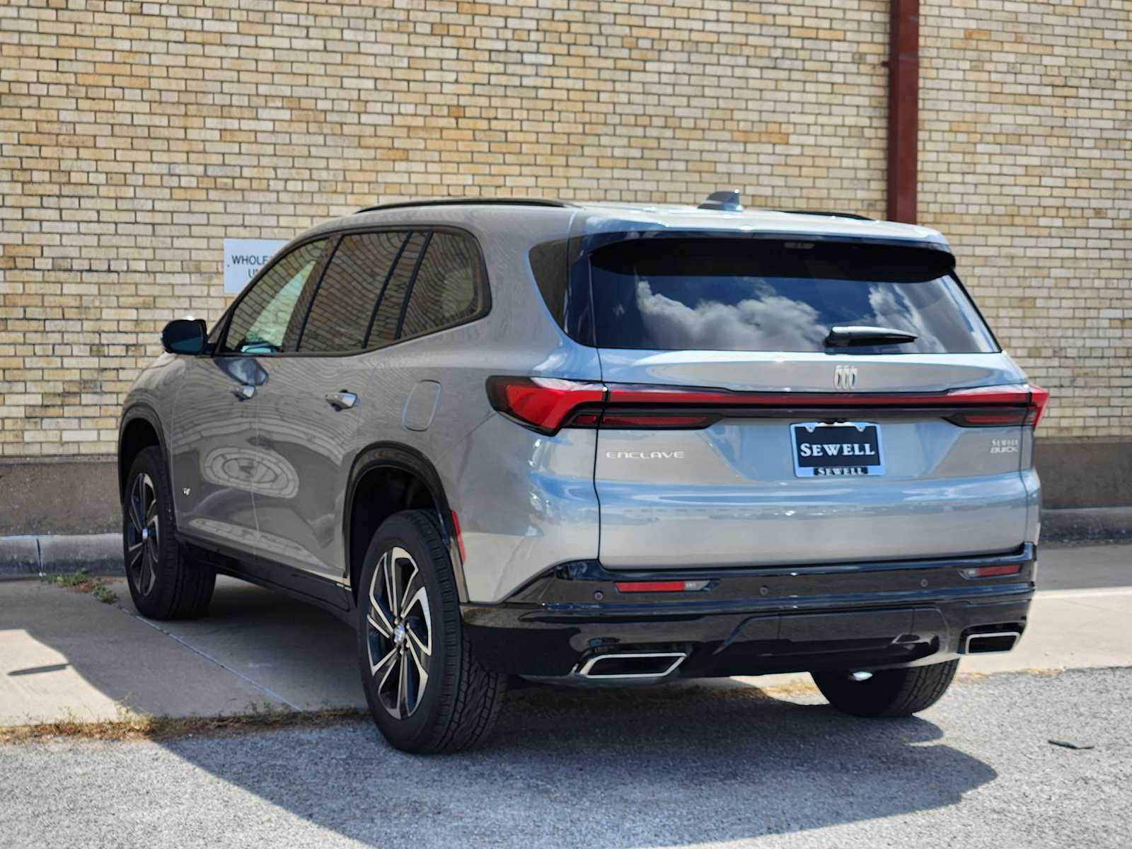 2026 Buick Enclave Sport Touring photo 3