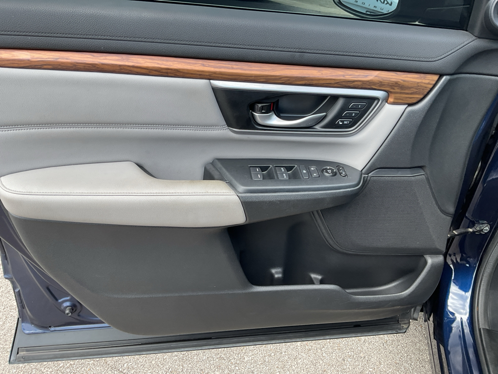 2017 Honda CR-V EX-L photo 16