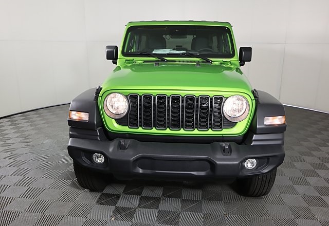 2025 Jeep Wrangler Sport S photo 3