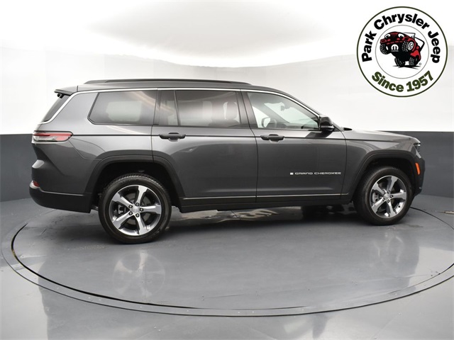 2025 Jeep Grand Cherokee Limited photo 6