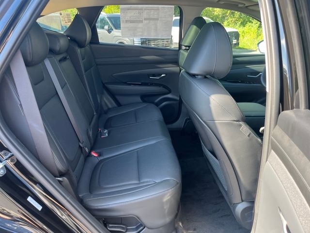 2025 Hyundai Tucson Hybrid Limited photo 18