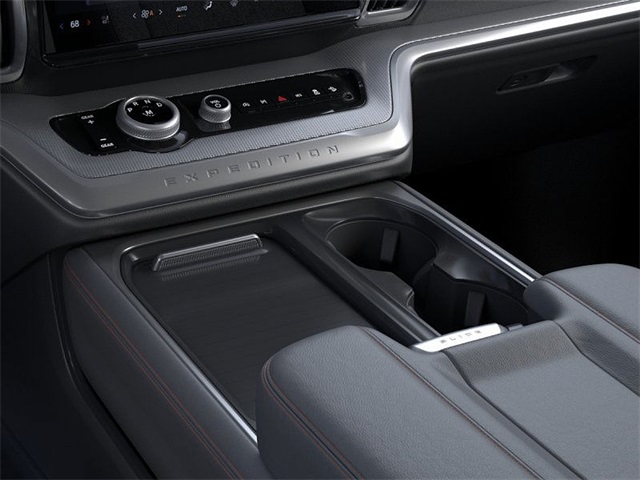 2025 Ford Expedition MAX photo 13