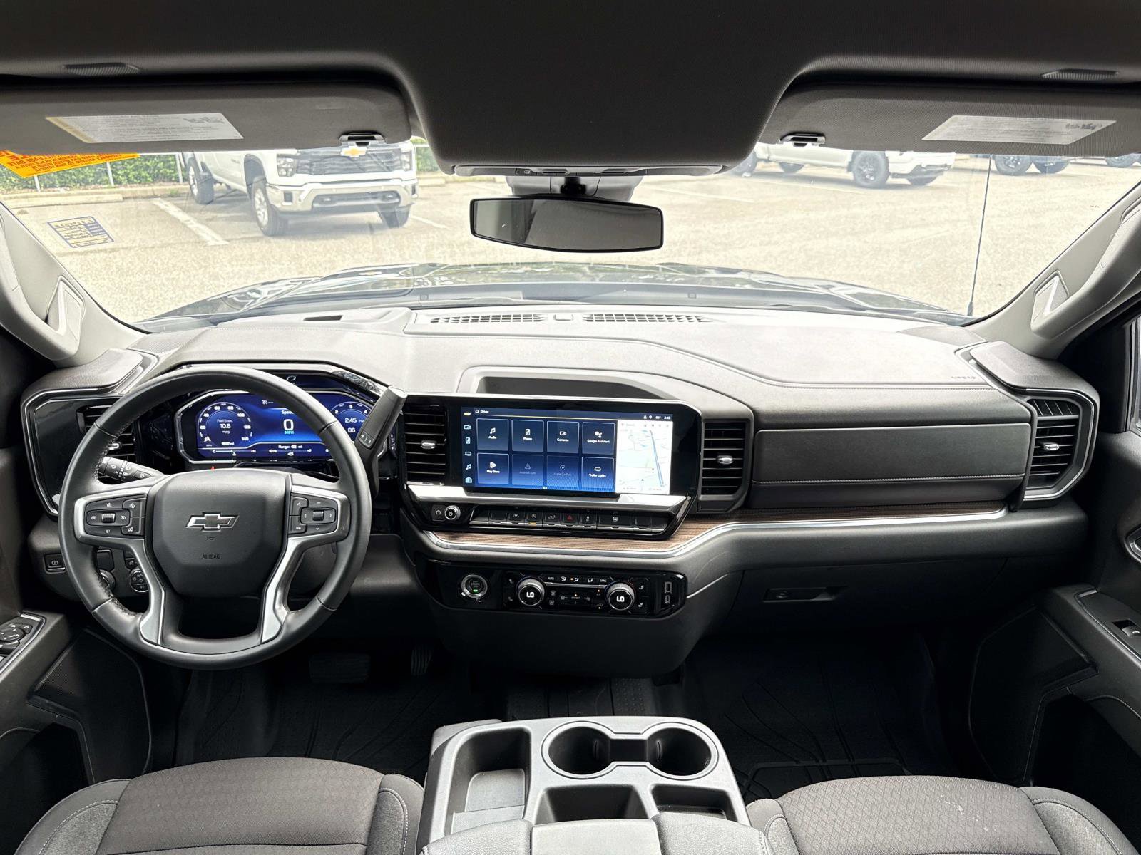 2024 Chevrolet Silverado 1500 RST photo 12