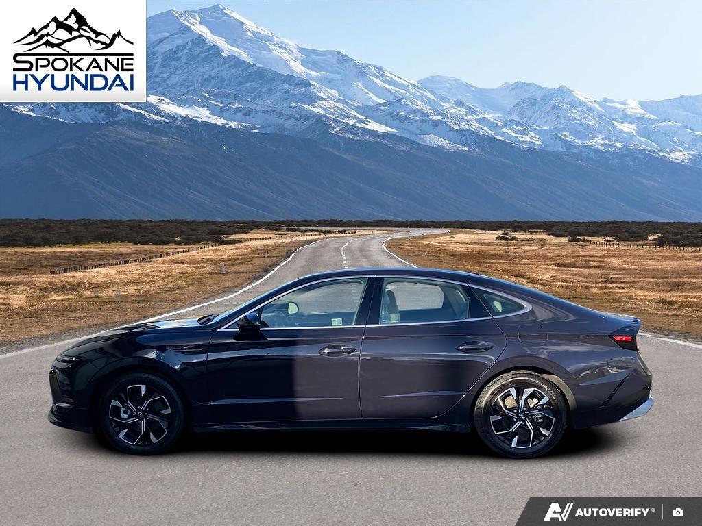 2024 Hyundai Sonata SEL photo 2