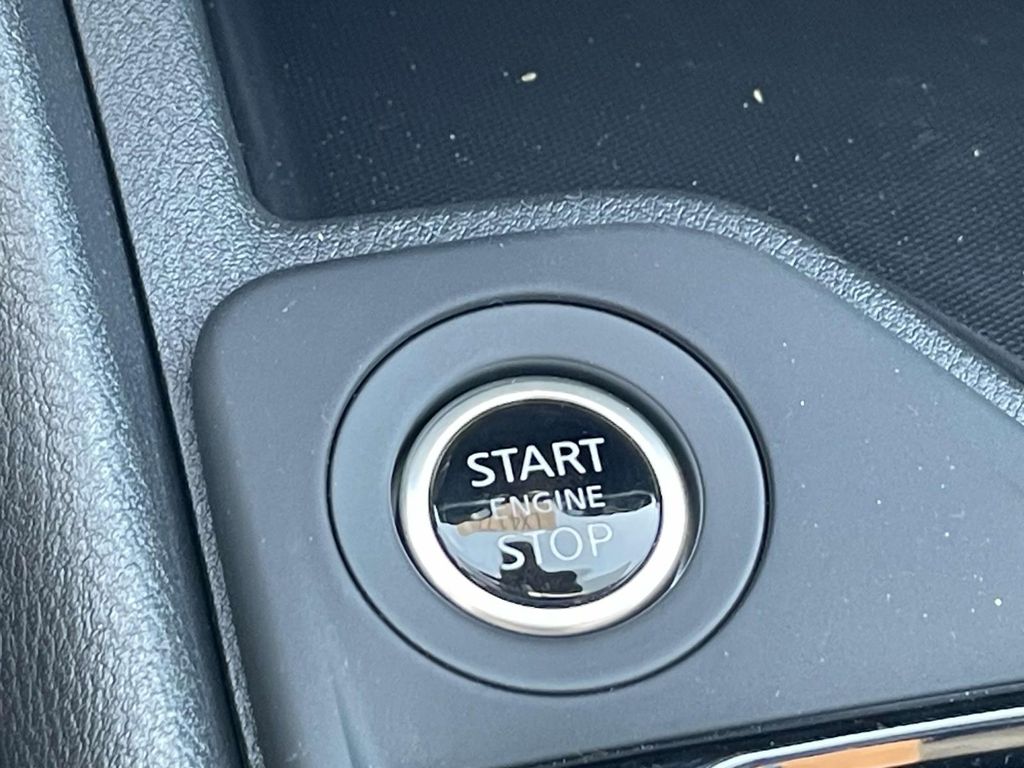 2025 Nissan Sentra S photo 28