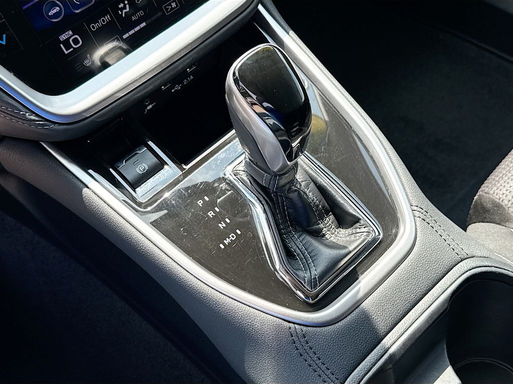 2021 Subaru Outback Premium photo 15
