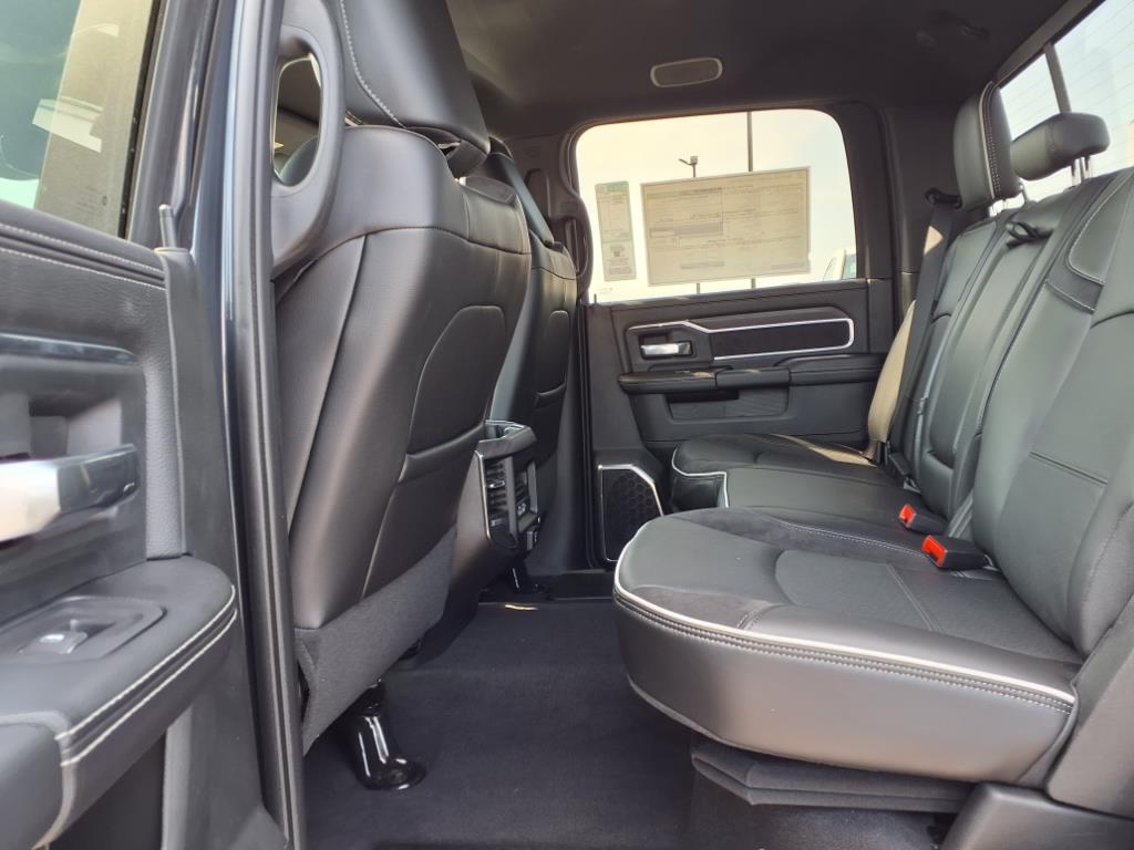 2025 Ram 2500 Laramie photo 4