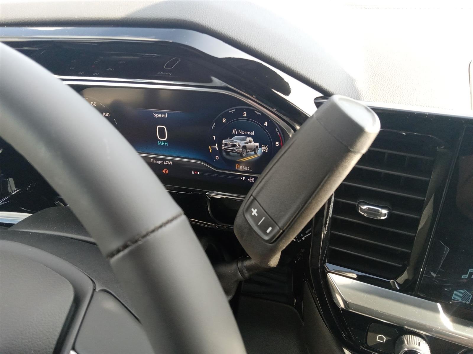 2025 Chevrolet Silverado 2500HD LTZ photo 23