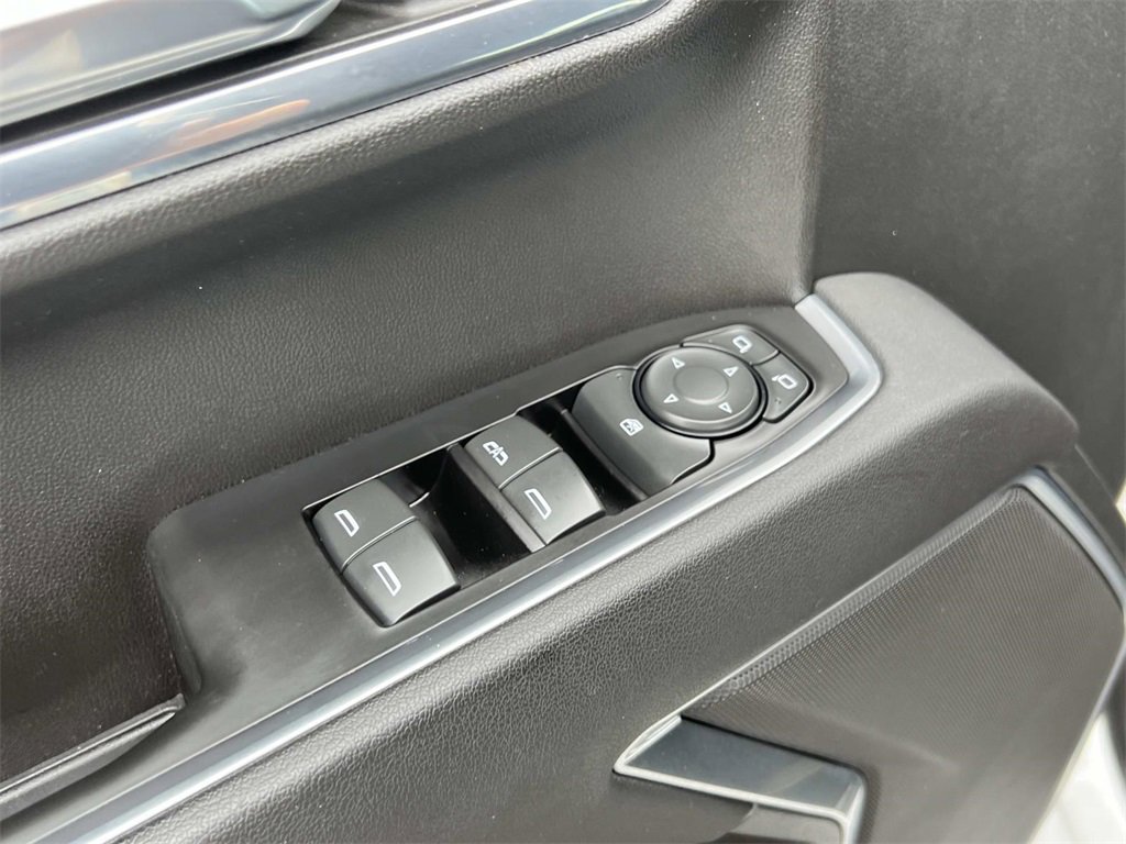 2023 Chevrolet Silverado 1500 RST photo 13