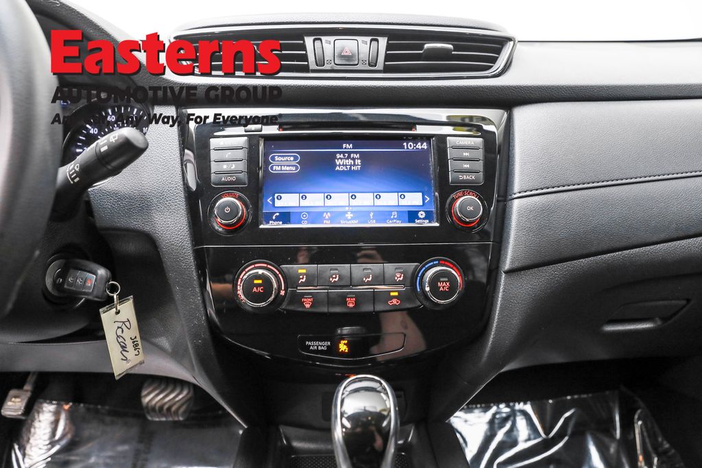 2018 Nissan Rogue S photo 6