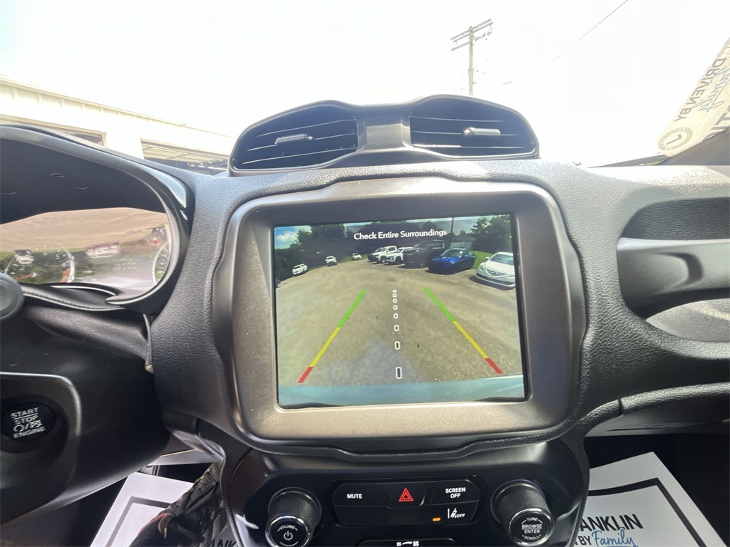 2021 Jeep Renegade Limited photo 17