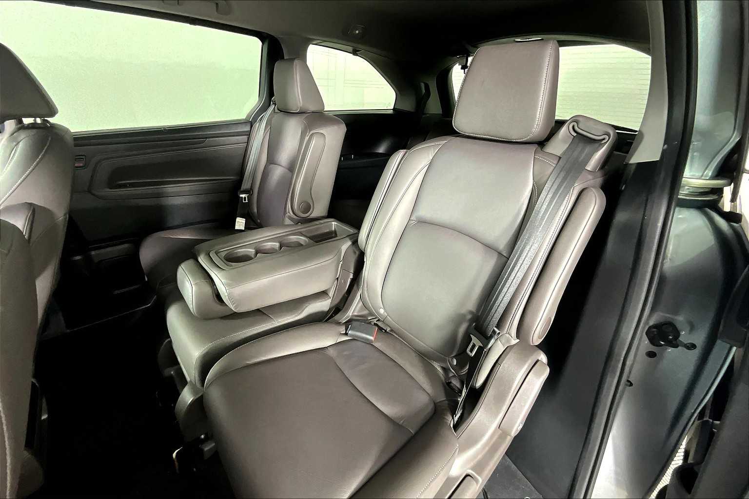 2024 Honda Odyssey EX-L photo 16