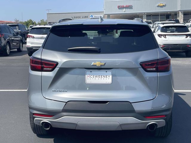 2023 Chevrolet Blazer 2LT photo 4