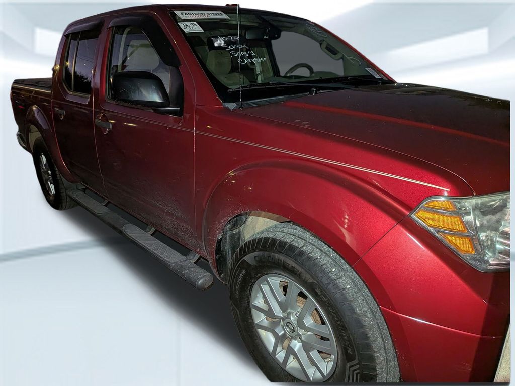 2016 Nissan Frontier SV photo 3