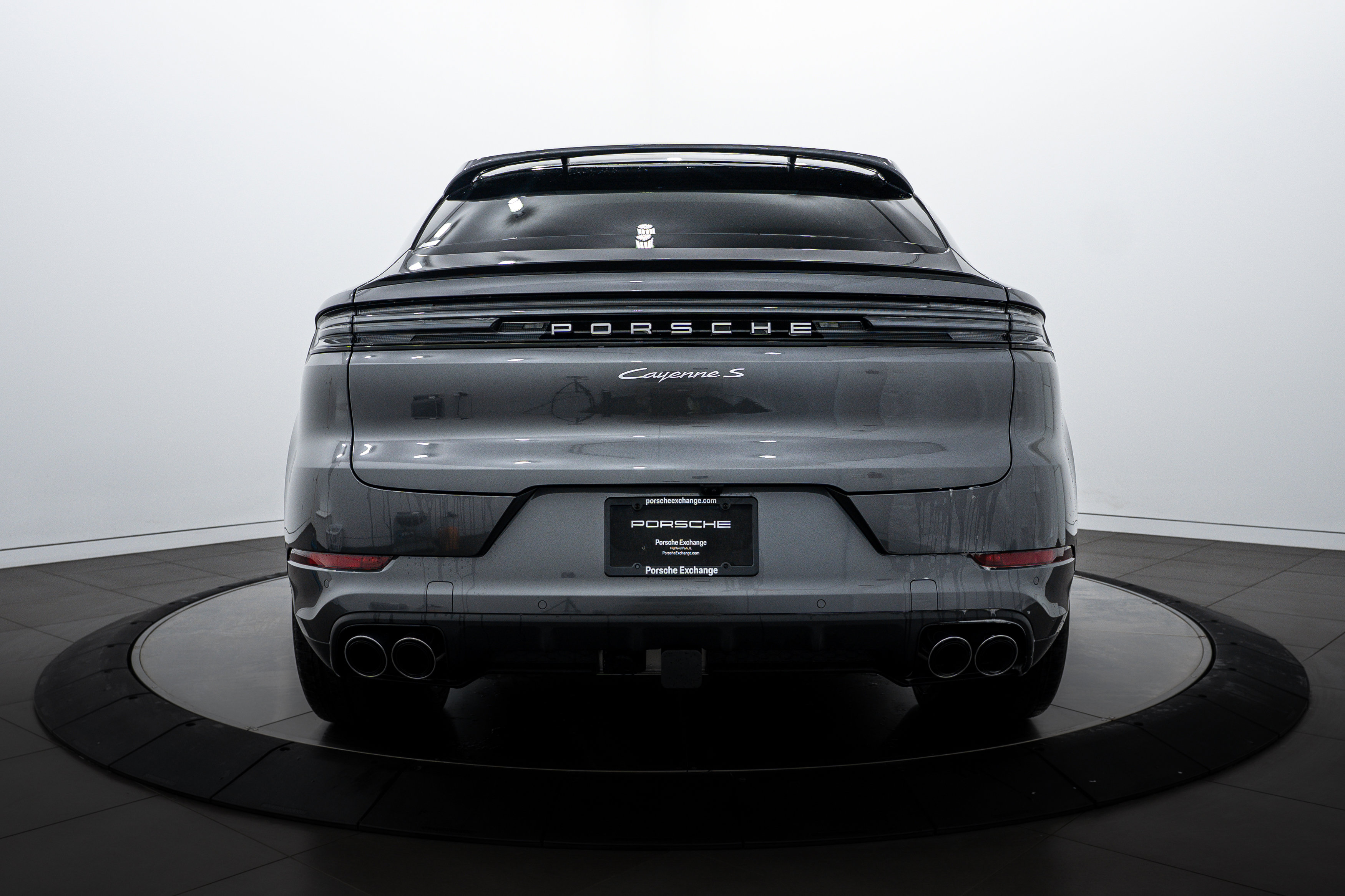 2026 Porsche Cayenne S Coupe photo 4