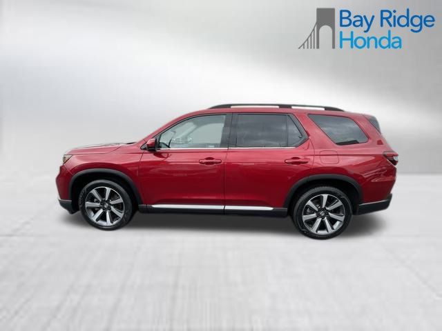 2023 Honda Pilot Touring photo 4